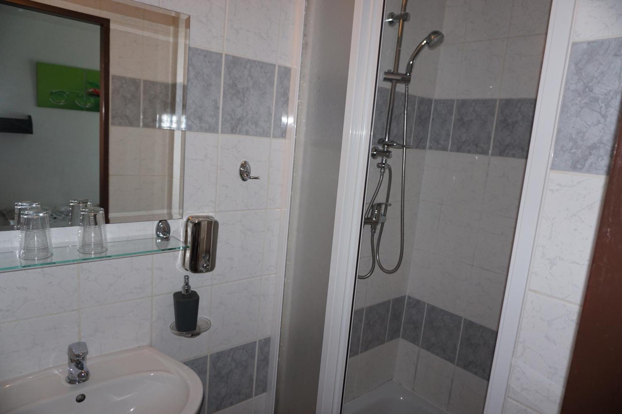 Hotel Gula Batizovce المظهر الخارجي الصورة