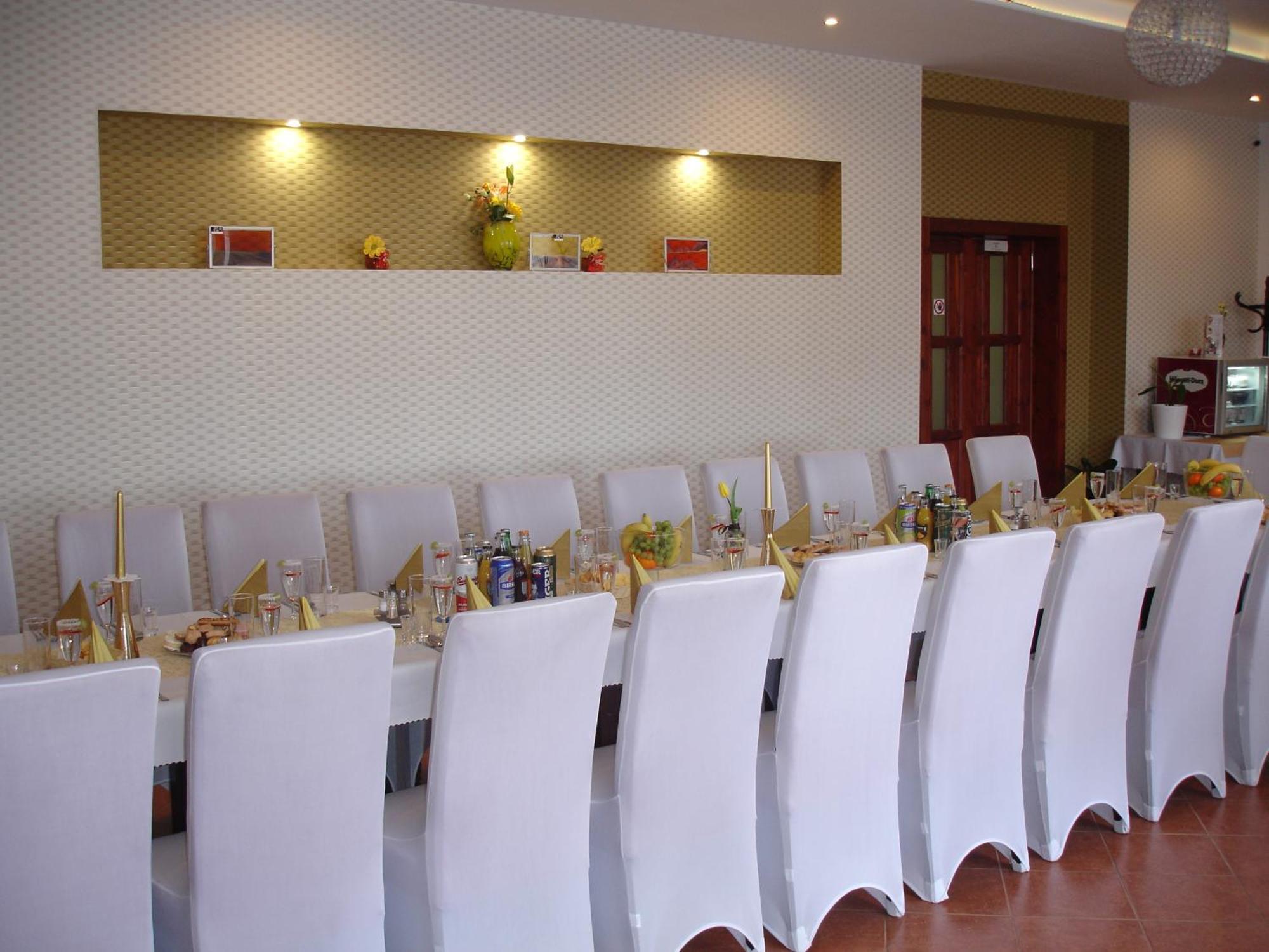 Hotel Gula Batizovce المظهر الخارجي الصورة