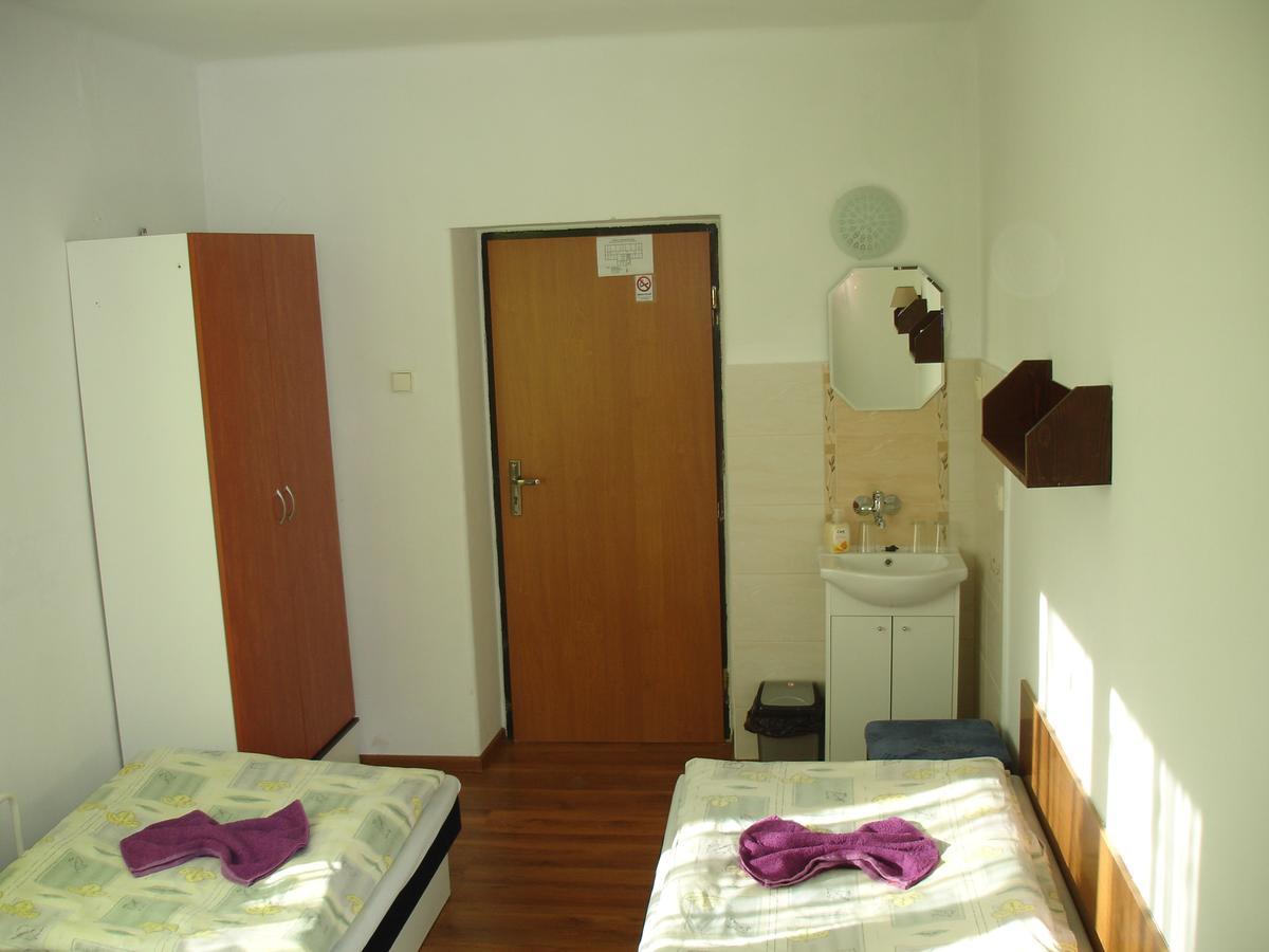 Hotel Gula Batizovce المظهر الخارجي الصورة