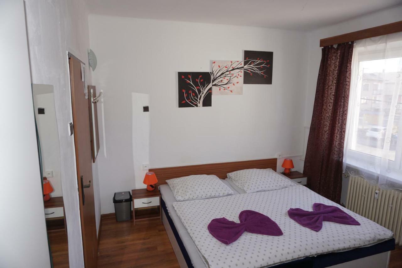 Hotel Gula Batizovce المظهر الخارجي الصورة