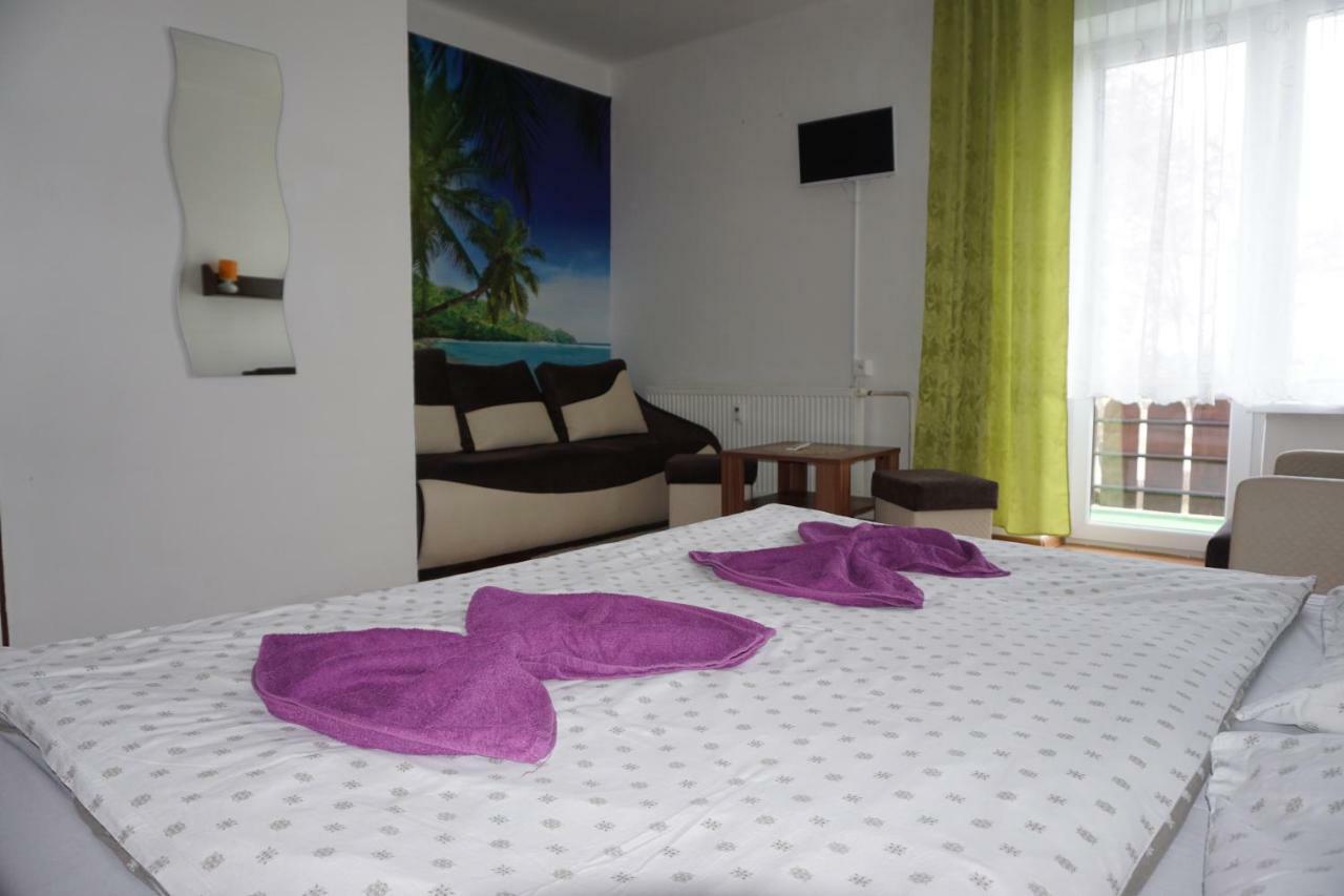 Hotel Gula Batizovce المظهر الخارجي الصورة