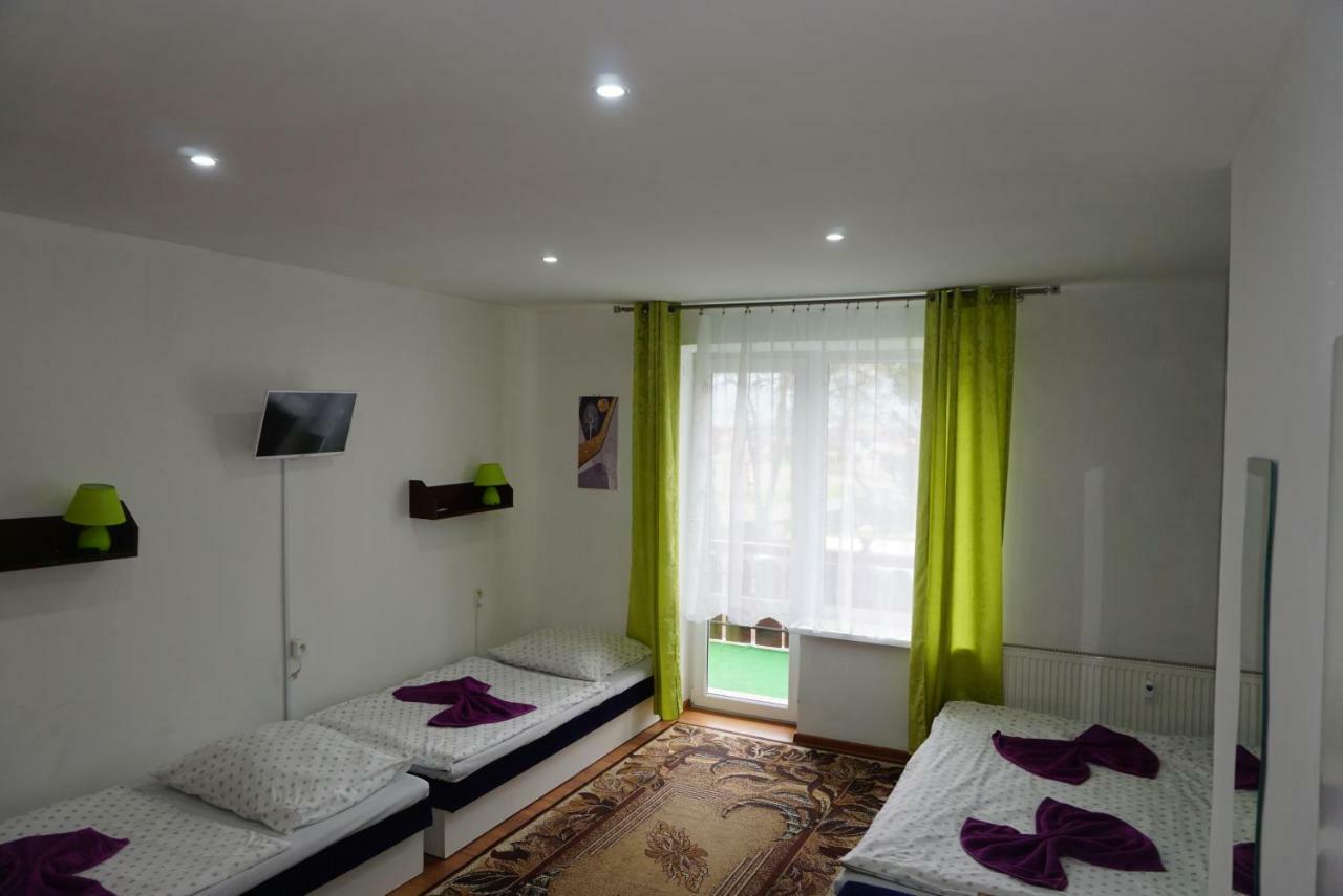 Hotel Gula Batizovce المظهر الخارجي الصورة