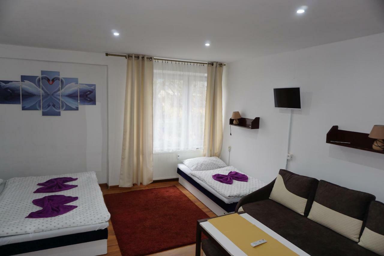 Hotel Gula Batizovce المظهر الخارجي الصورة